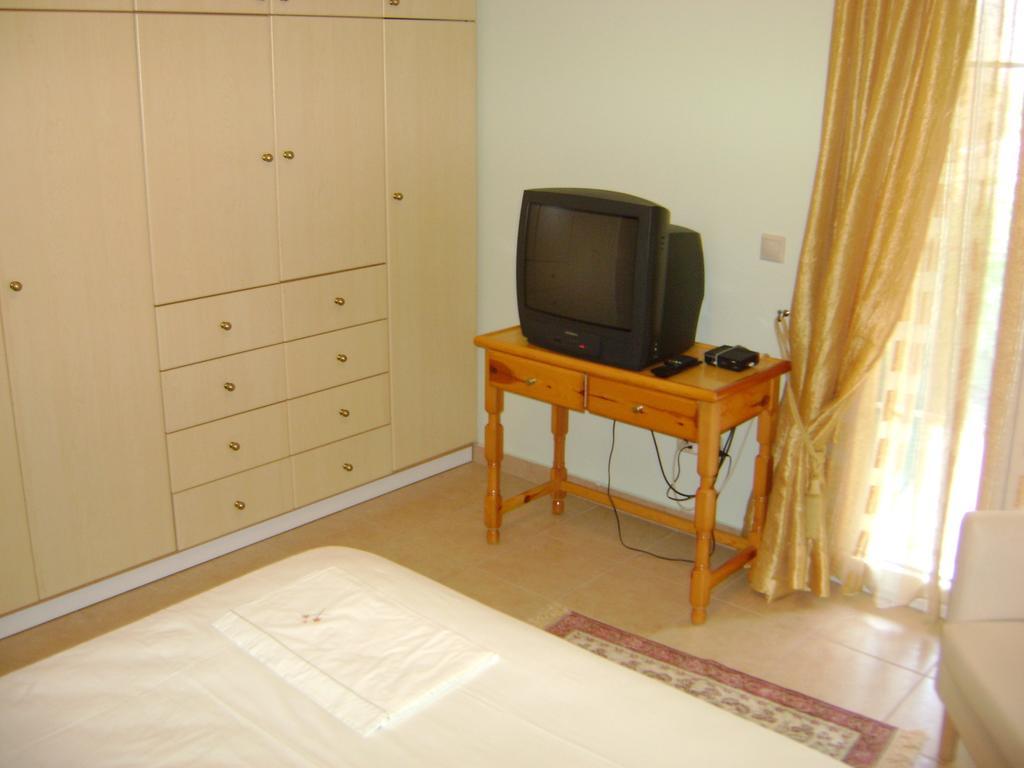 Spiro'S Apartment Lefkada City Room photo